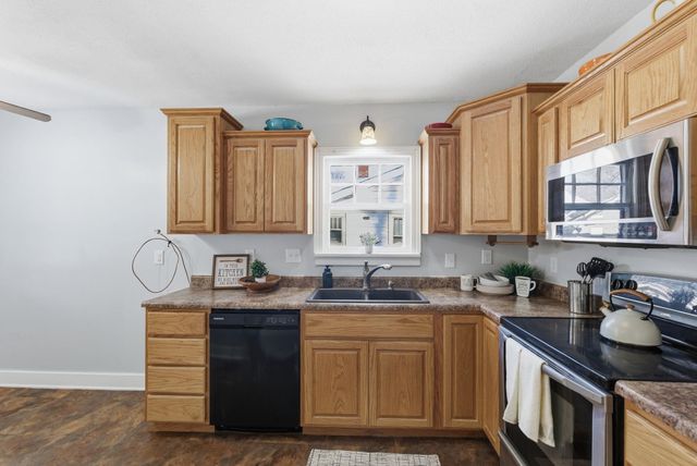 1537 S Waco Ave, Wichita, KS 67213