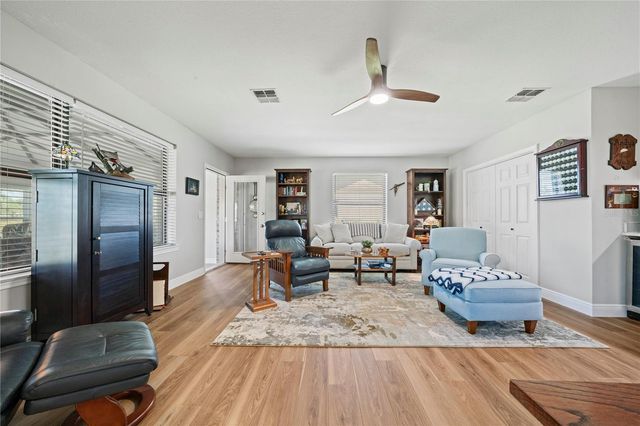 6219 HUNTINGTON DRIVE, Zephyrhills, FL 33542