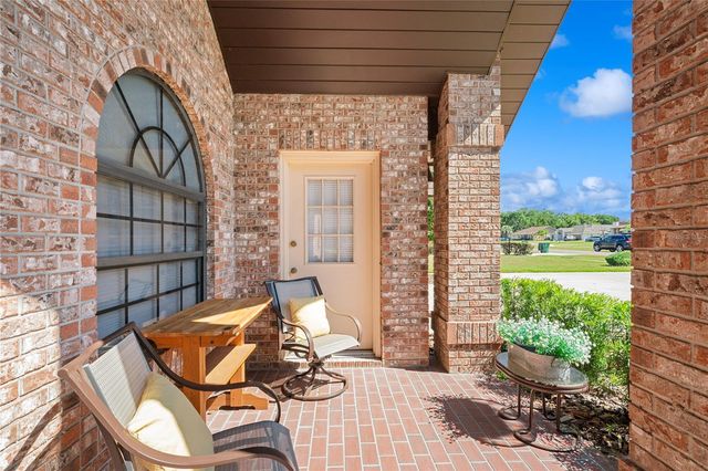 6219 HUNTINGTON DRIVE, Zephyrhills, FL 33542