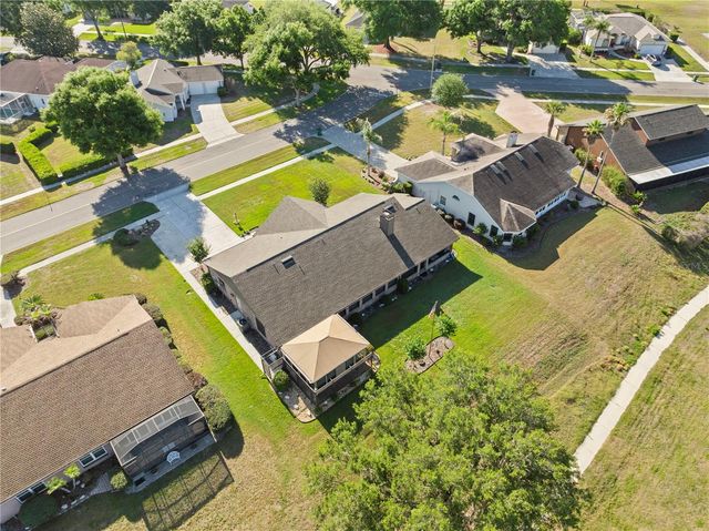 6219 HUNTINGTON DRIVE, Zephyrhills, FL 33542