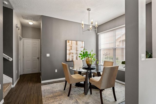 554 52ND AVENUE N, St Petersburg, FL 33703