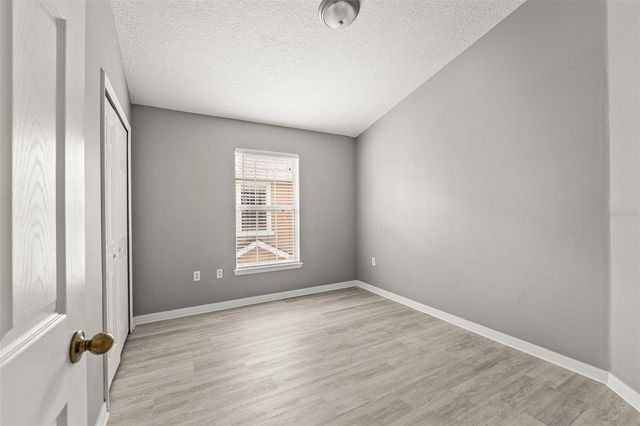 554 52ND AVENUE N, St Petersburg, FL 33703