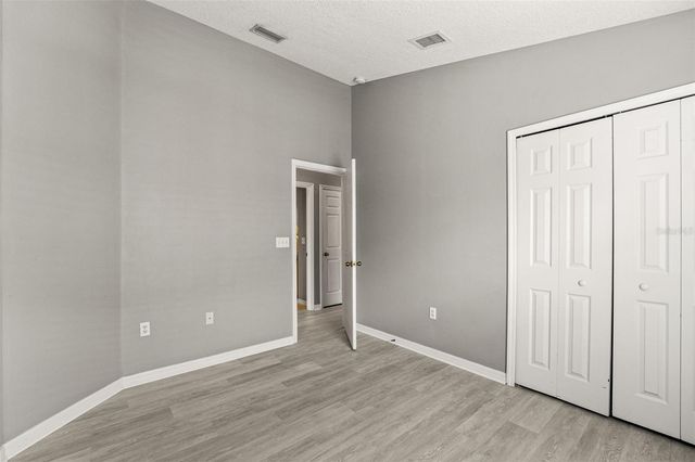 554 52ND AVENUE N, St Petersburg, FL 33703