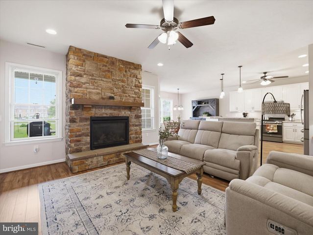67 STEDTLE CT, Littlestown, PA 17340