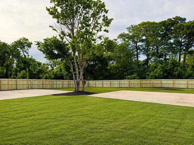 1313 Cos Street, Liberty, TX 77575