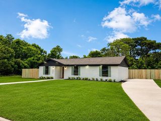 1313 Cos Street, Liberty, TX 77575