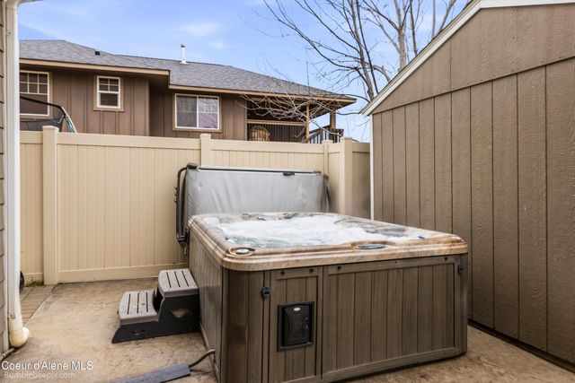 3250 N Durrow LOOP, Post Falls, ID 83854