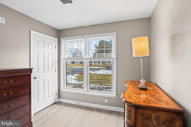 8 MEL RON CT, Carlisle, PA 17015