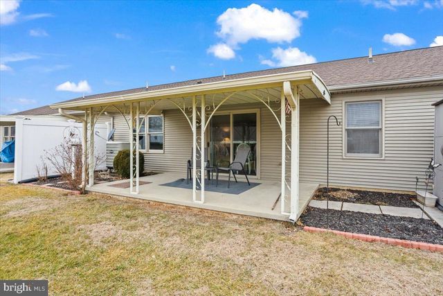 8 MEL RON CT, Carlisle, PA 17015