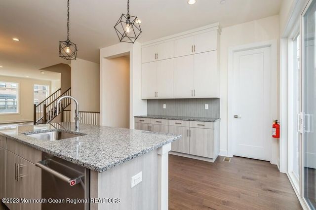 3 Blaisdell Court, Middletown, NJ 07748