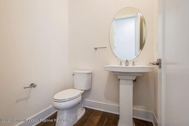 3 Blaisdell Court, Middletown, NJ 07748