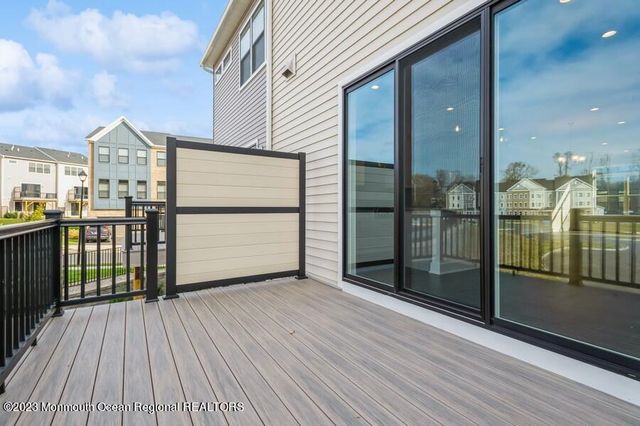 3 Blaisdell Court, Middletown, NJ 07748