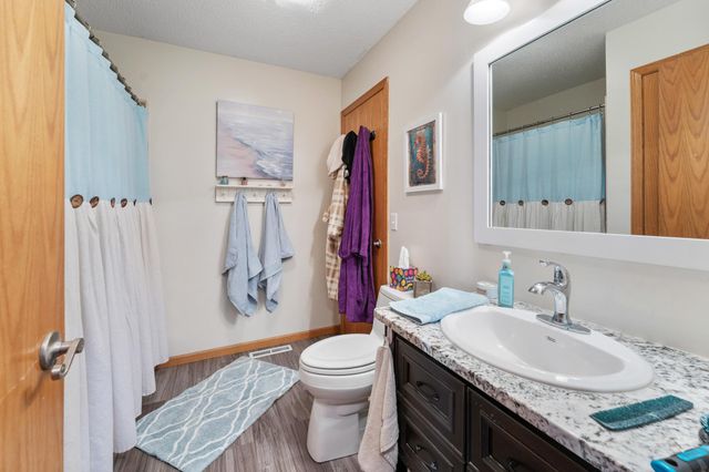 27314 Jody Avenue, Chisago City, MN 55013