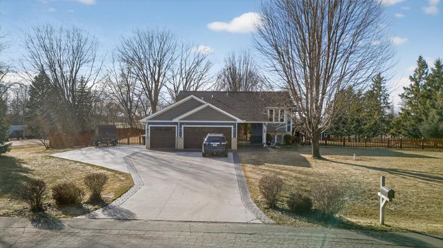 27314 Jody Avenue, Chisago City, MN 55013