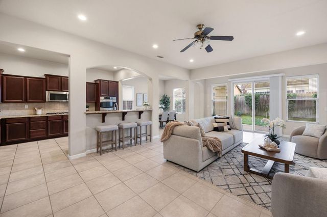 9304 Fife Ranch Way, Elk Grove, CA 95624