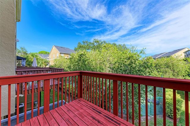 3047 POINTEVIEW DRIVE, Tampa, FL 33611