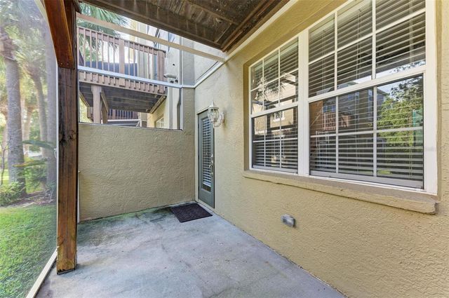 3047 POINTEVIEW DRIVE, Tampa, FL 33611