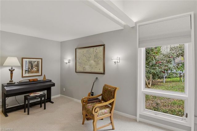 208 Forest Brook Drive, Winston-salem, NC 27106