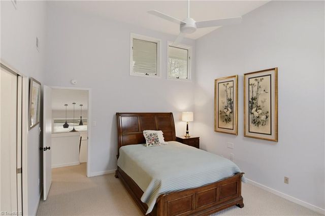 208 Forest Brook Drive, Winston-salem, NC 27106