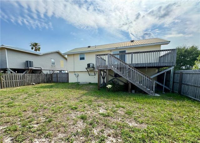 2410 Choctaw Road, Gulf Shores, AL 36542
