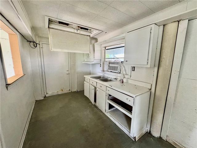 2410 Choctaw Road, Gulf Shores, AL 36542
