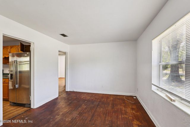 7859 DENHAM Road W, Jacksonville, FL 32208