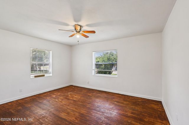 7859 DENHAM Road W, Jacksonville, FL 32208