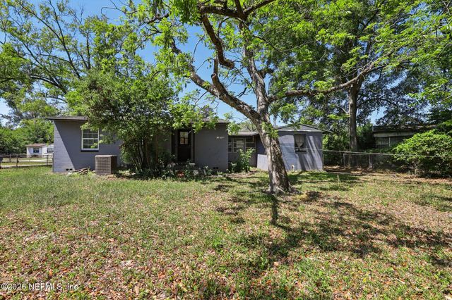 7859 DENHAM Road W, Jacksonville, FL 32208