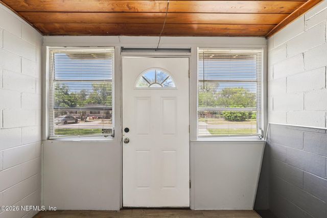 7859 DENHAM Road W, Jacksonville, FL 32208