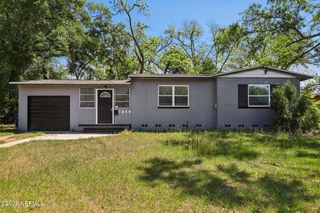 7859 DENHAM Road W, Jacksonville, FL 32208