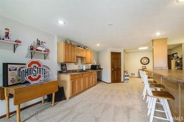 8173 E Walnut Ridge, New Carlisle, IN 46552
