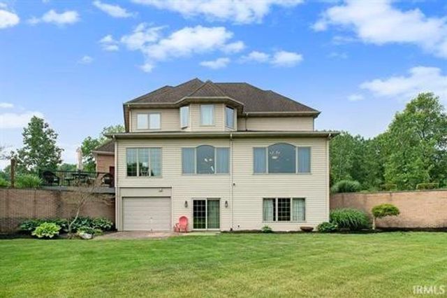 8173 E Walnut Ridge, New Carlisle, IN 46552