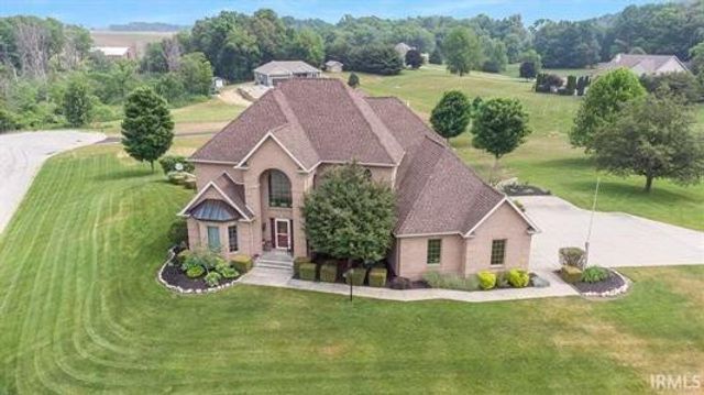 8173 E Walnut Ridge, New Carlisle, IN 46552