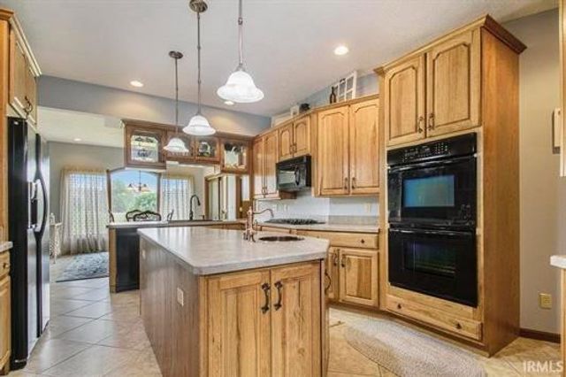 8173 E Walnut Ridge, New Carlisle, IN 46552