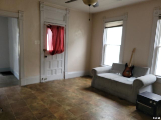 515 HARVARD Street, Peoria, IL 61603