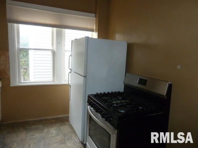 515 HARVARD Street, Peoria, IL 61603