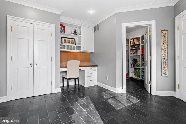 370 STATION AVE, Haddonfield, NJ 08033