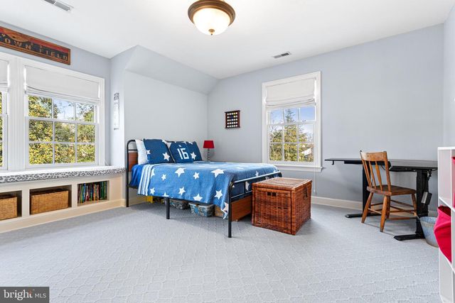 370 STATION AVE, Haddonfield, NJ 08033