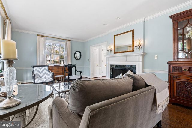 370 STATION AVE, Haddonfield, NJ 08033