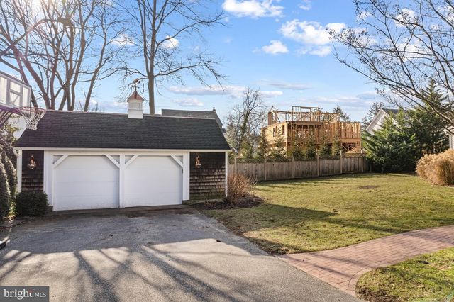 370 STATION AVE, Haddonfield, NJ 08033