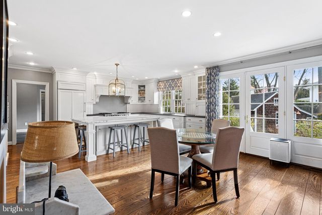 370 STATION AVE, Haddonfield, NJ 08033