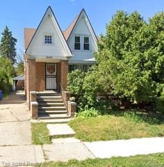 19479 Spencer Street, Detroit, MI 48234