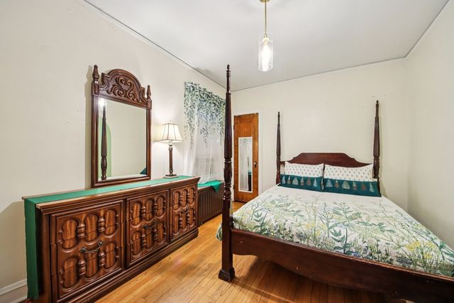 2842 N 74th Court, Elmwood Park, IL 60707