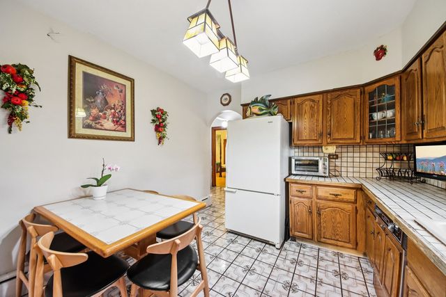 2842 N 74th Court, Elmwood Park, IL 60707