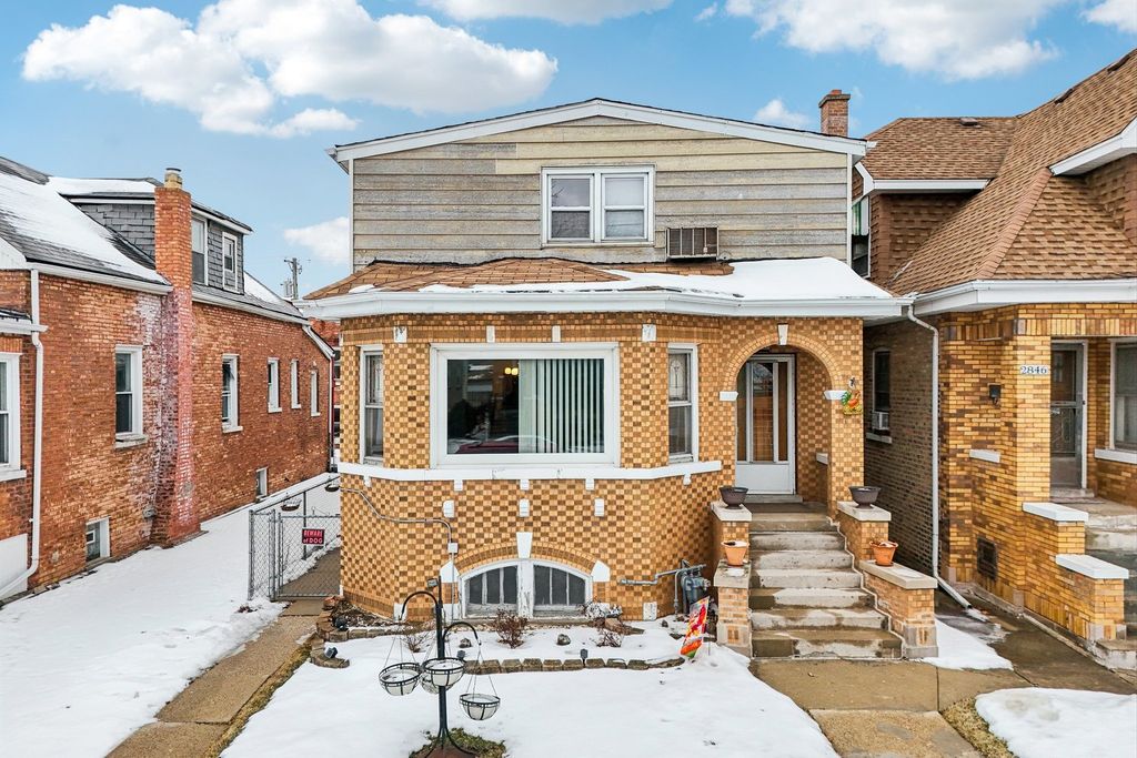 2842 N 74th Court, Elmwood Park, IL 60707