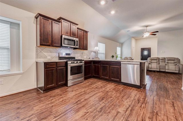 26010 Rosin Lake Lane, Richmond, TX 77406