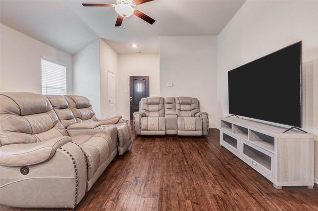 26010 Rosin Lake Lane, Richmond, TX 77406