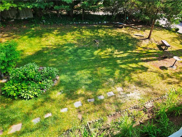 55 Lexington Avenue, North Providence, RI 02904