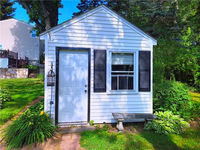 55 Lexington Avenue, North Providence, RI 02904