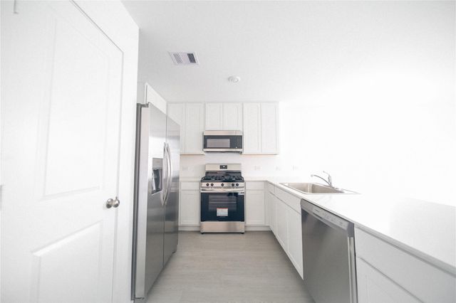 9302 Speckled Trout Drive, Baytown, TX 77521